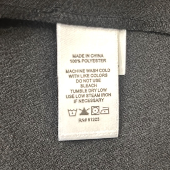 1. State Lace Inset  V-Neck Camisole Rich Black Size Medium NWT - Picture 11 of 12